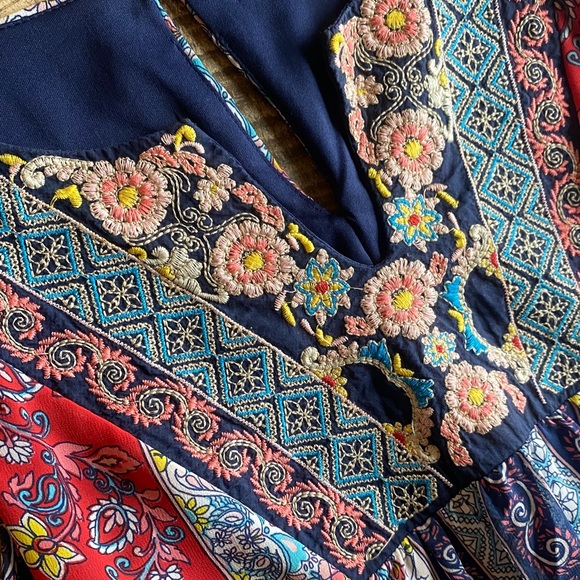 Luxology Embroidered Multicolor Sleeveless Mini Dress - Picture 13 of 13